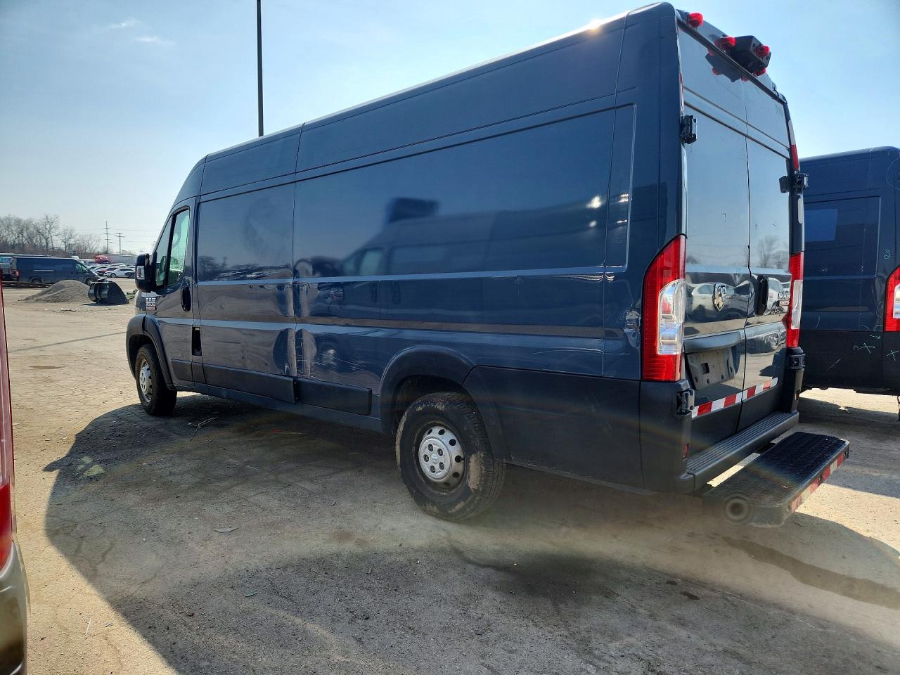 2020 RAM Promaster 3500 — VIN 3C6URVJG7LE128643 — photo 2